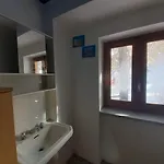 بيت شباب Rifugio La Capanna