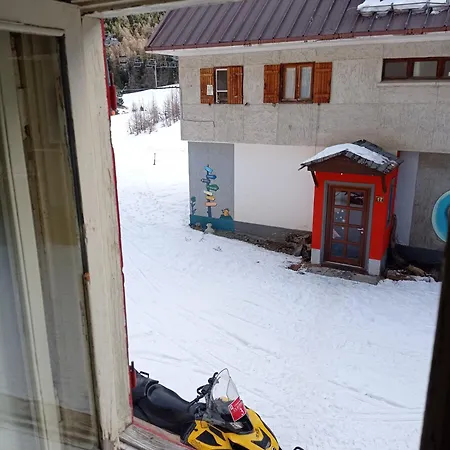 Rifugio La Capanna Hostel