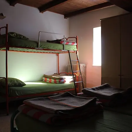 Rifugio La Capanna 旅馆